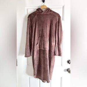 32 Degrees Heat Women’s Cozy Hooded Pajamas Robe